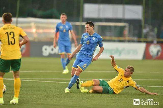 冰岛队客场败给摩尔多瓦队，小组排名下滑